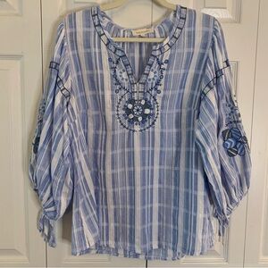 Solitaire Blue and White Embroidered Tunic Size L